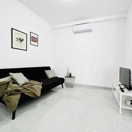 Sunshine Suits - Brand New * Msida