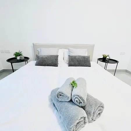 Apartamento Sunshine Suits - Brand New *