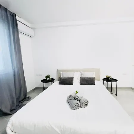 Sunshine Suits - Brand New Apartman Msida
