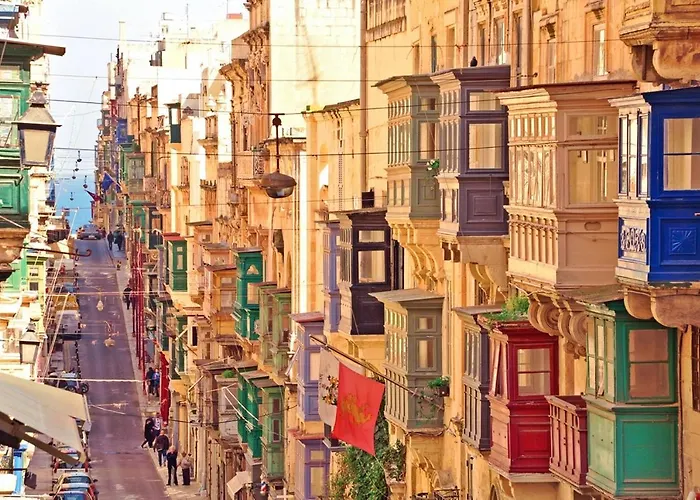 Sunshine Suits - Brand New Apartment