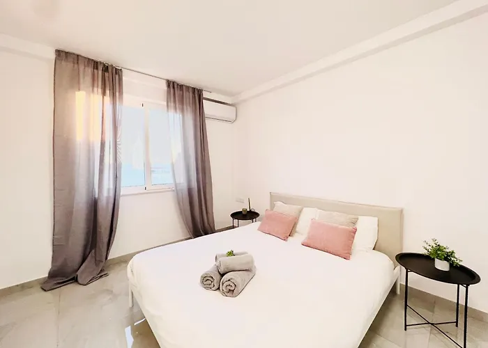 Apartament Sunshine Suits - Brand New