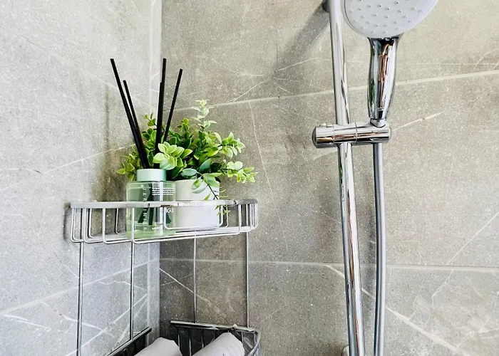 Sunshine Suits - Brand New Apartament *